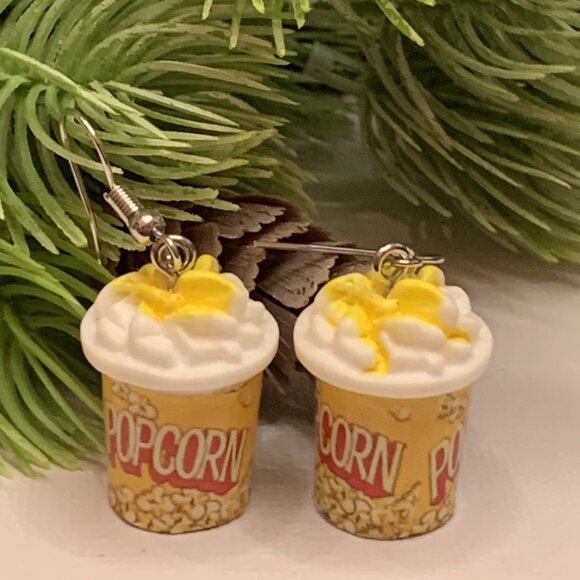Popcorn Earring, Funny Food Earring, Gift Idea, Food Jewelry, Movie Earring - Picture 5 of 8